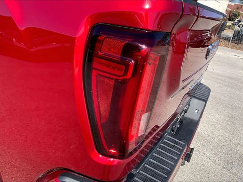 Used 2022 GMC Sierra 2500 AT4 w/ AT4 Premium Plus Package image 29