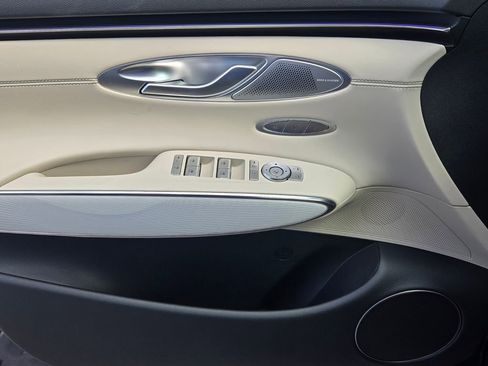 New 2026 Genesis GV70 2.5T Advanced AWD/4WD image 13