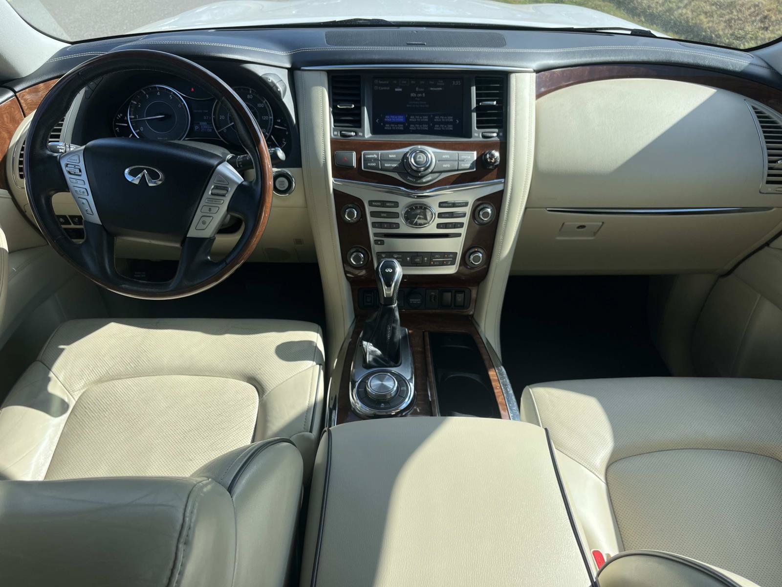 Used 2019 INFINITI QX80 Luxe w/ 22" Wheel Package AWD/4WD image 16
