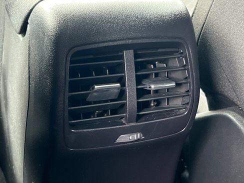 Used 2024 Ford Escape Active image 40