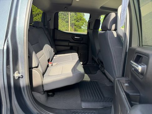 Used 2019 Chevrolet Silverado 1500 Custom Trail Boss w/ Custom Convenience Package AWD/4WD image 41