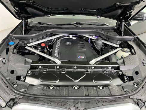 Used 2025 BMW X6 xDrive40i w/ Climate Comfort Package image 18