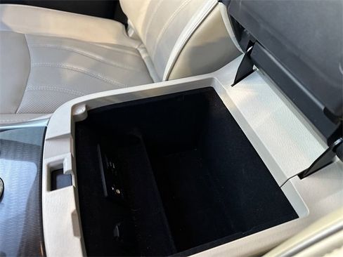 Used 2019 INFINITI QX60 Luxe w/ Essential Package image 26