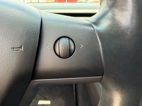 Used 2018 Tesla Model 3 Long Range AWD/4WD image 34