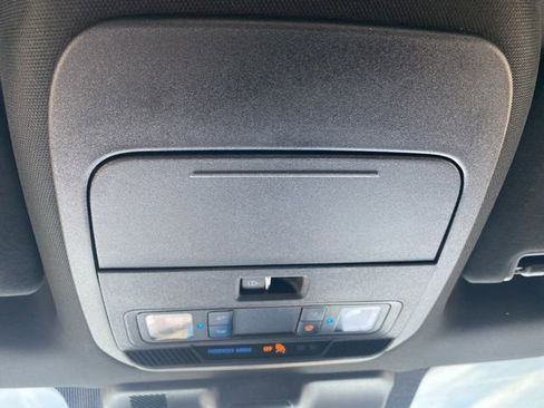 Used 2022 Ford F150 XLT w/ Equipment Group 302A High image 25