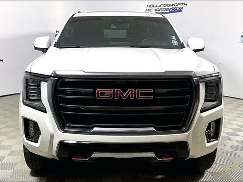 Used 2024 GMC Yukon XL AT4 w/ Technology Package AWD/4WD image 2