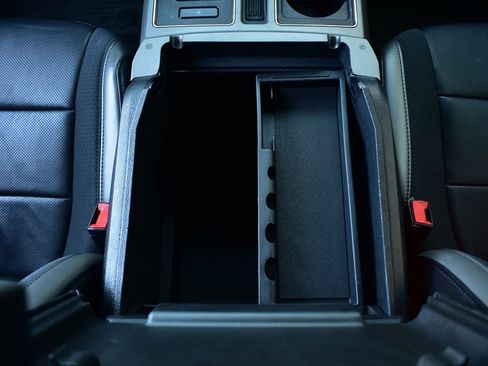 Used 2020 Ford F150 Raptor w/ Equipment Group 802A Luxury image 46