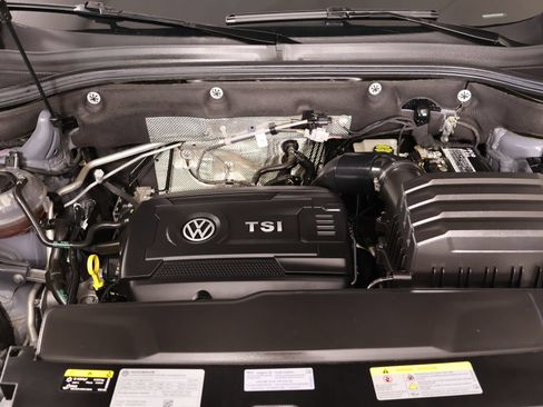 Used 2023 Volkswagen Atlas Cross Sport SEL R-Line AWD/4WD image 21