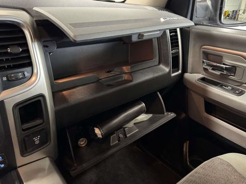 Used 2017 RAM 1500 Big Horn AWD/4WD image 33