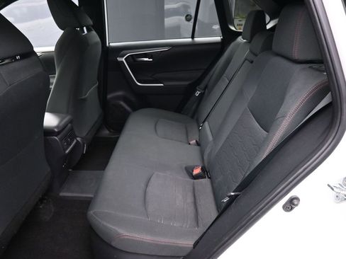 Certified 2023 Toyota RAV4 SE image 21