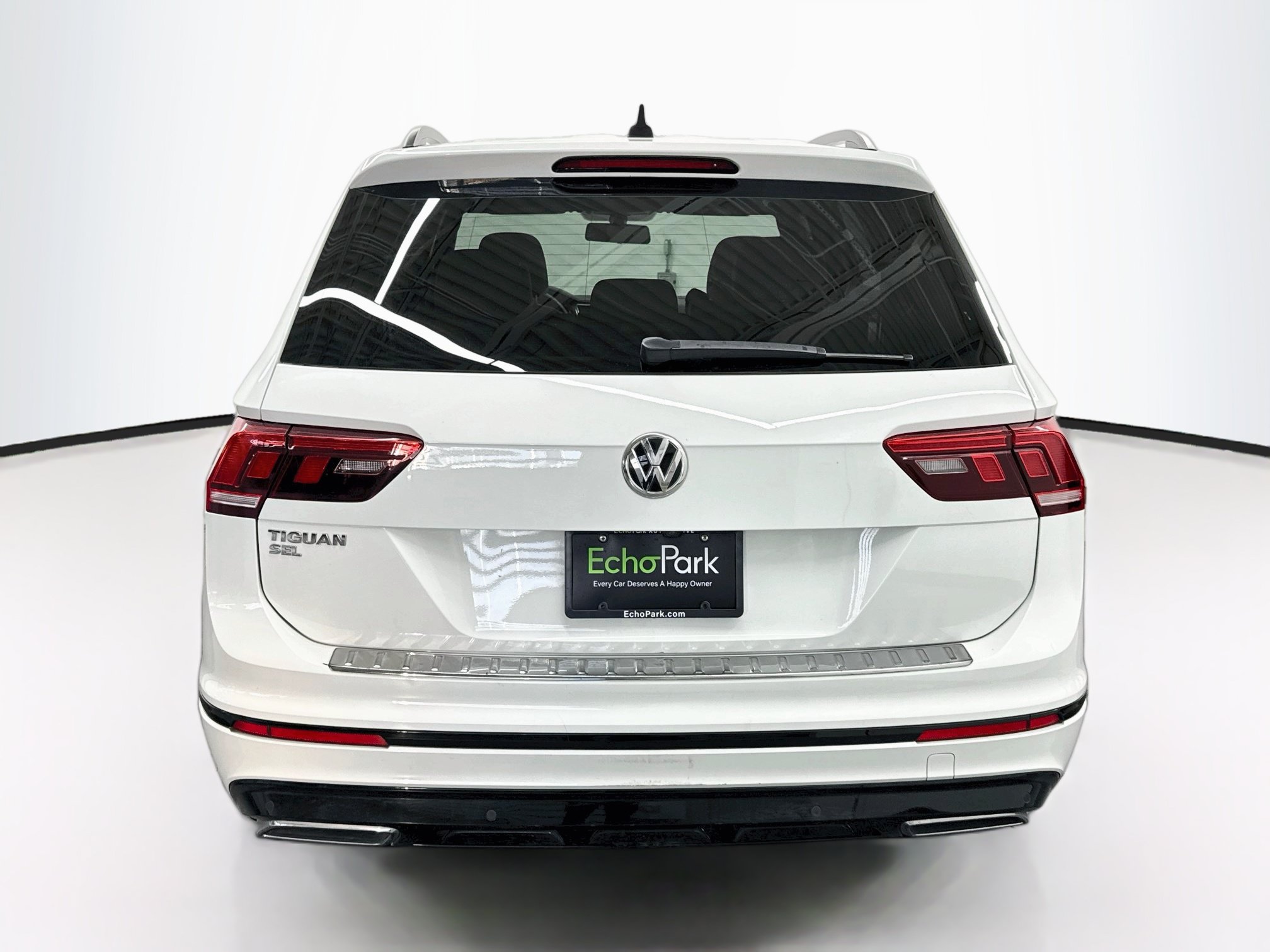 Used 2019 Volkswagen Tiguan SEL Premium R-Line FWD image 7