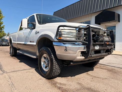 Used 2004 Ford F350 Lariat AWD/4WD image 2
