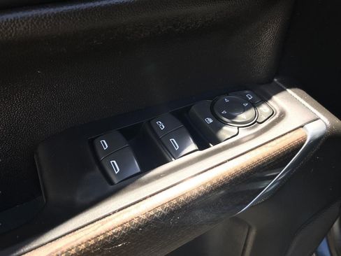 Certified 2022 Chevrolet Silverado 1500 RST AWD/4WD image 50