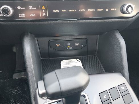 New 2026 Kia Sportage EX image 24