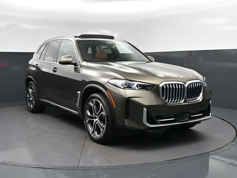 Certified 2026 BMW X5 sDrive40i RWD image 9