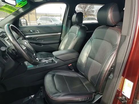 Used 2016 Ford Explorer Sport image 9