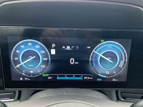 New 2025 Hyundai Elantra Limited image 62