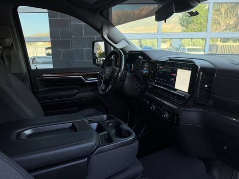 Used 2024 Chevrolet Silverado 2500 LT w/ Convenience Package AWD/4WD image 45