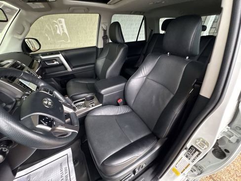 Used 2024 Toyota 4Runner Limited image 20