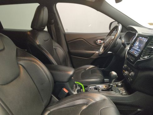 Used 2019 Jeep Cherokee High Altitude AWD/4WD image 21