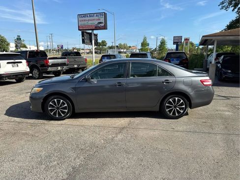 Used 2010 Toyota Camry LE FWD image 8