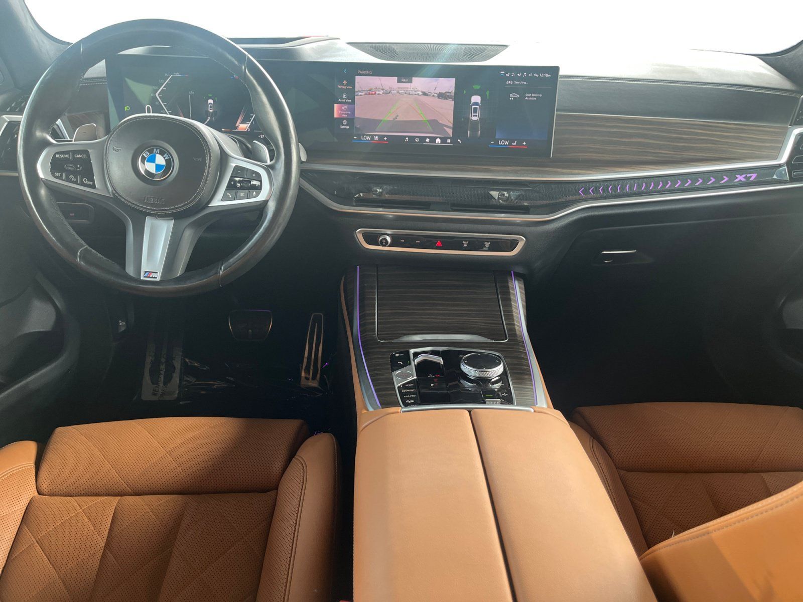 Used 2024 BMW X7 xDrive40i w/ M Sport Package AWD/4WD image 10
