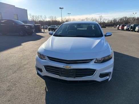 Used 2018 Chevrolet Malibu LT image 23