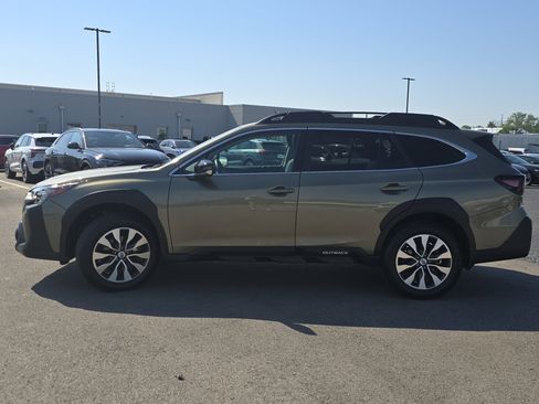 Certified 2024 Subaru Outback Limited AWD/4WD image 4