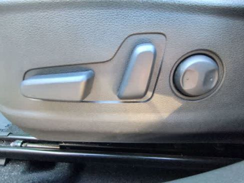 Used 2021 Hyundai Kona Limited w/ Cargo Package image 18