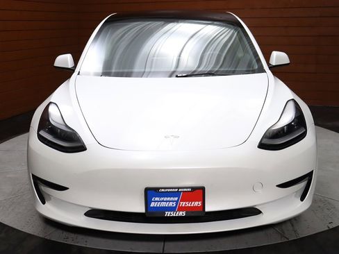 Used 2023 Tesla Model 3 Standard Range image 13