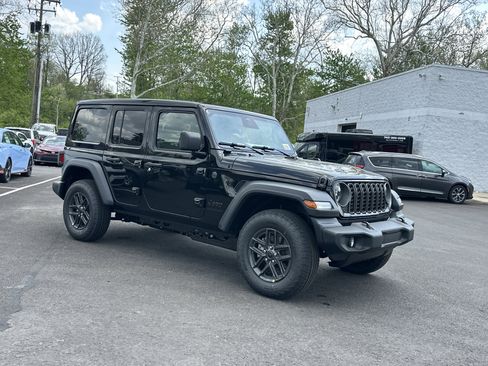 New 2026 Jeep Wrangler Unlimited Sport AWD/4WD image 17