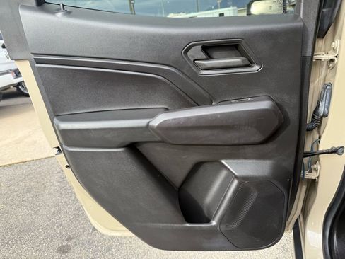 Used 2024 Chevrolet Colorado Trail Boss w/ Technology Package image 32