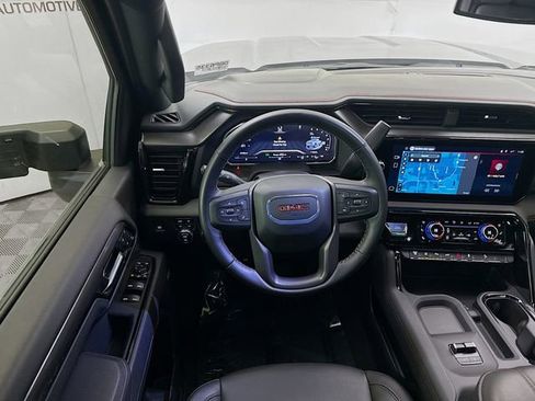 Used 2025 GMC Sierra 2500 AT4 AWD/4WD image 26