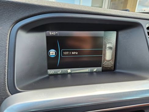 Used 2015 Volvo V60 T5 Premier FWD image 28