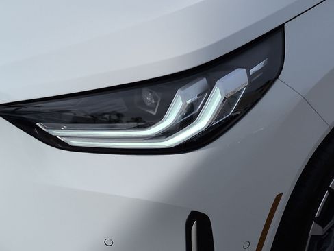 Used 2025 BMW X3 xDrive30i w/ Convenience Package image 6