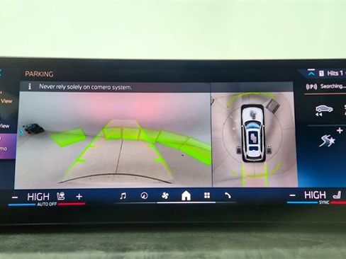 Used 2025 BMW X7 xDrive40i w/ M Sport Package image 49