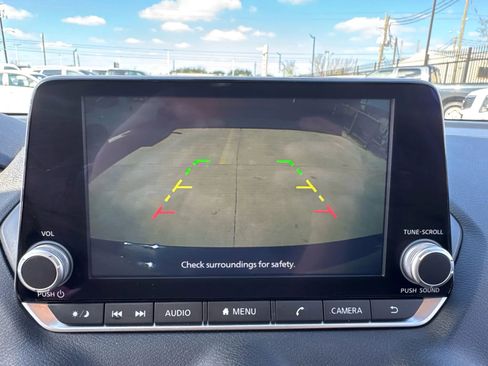 Used 2023 Nissan Sentra SV w/ All-Weather Package image 42