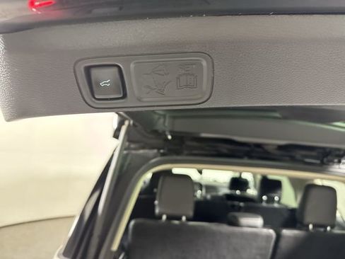 Used 2018 Ford Expedition Platinum image 35