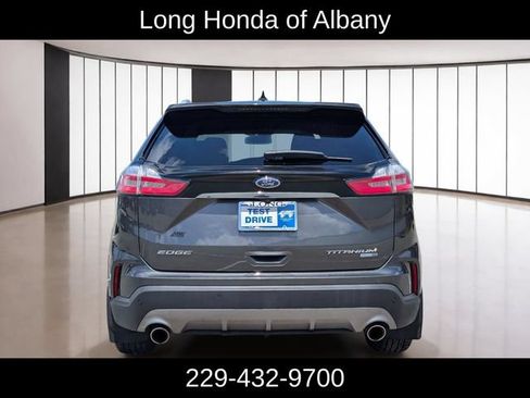 Used 2020 Ford Edge Titanium AWD/4WD image 11