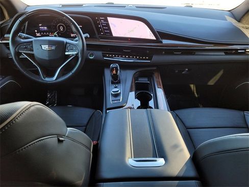 Used 2022 Cadillac Escalade ESV Premium Luxury image 12