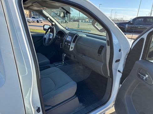 Used 2016 Nissan Frontier SV w/ SV Value Truck Package image 14