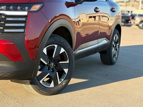 New 2026 Nissan Kicks SV image 4