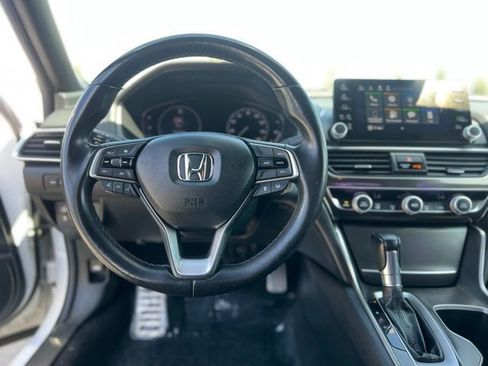 Used 2020 Honda Accord Sport image 12
