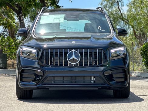 Used 2025 Mercedes-Benz GLB 35 AMG 4MATIC image 8