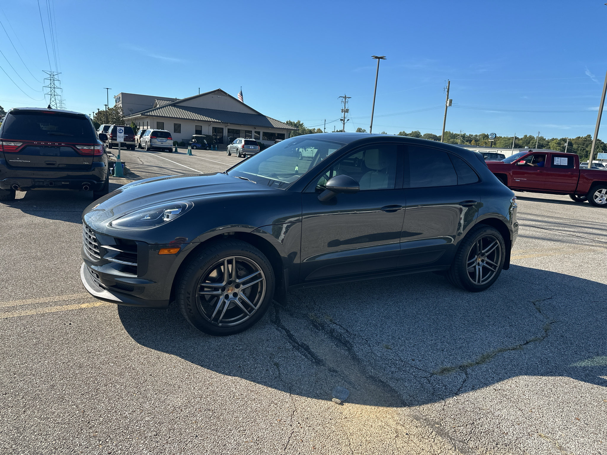 Used 2020 Porsche Macan S AWD/4WD image 14