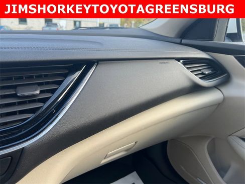 Used 2019 Buick Regal Essence w/ Driver Confidence Package I image 21