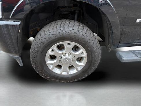 Used 2022 RAM 2500 Laramie w/ Body Color Bumper Group AWD/4WD image 27