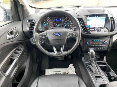 Used 2019 Ford Escape Titanium FWD image 14