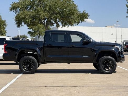 Used 2023 Toyota Tundra Platinum AWD/4WD image 3