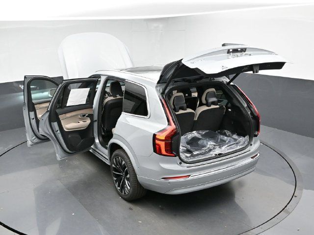 New 2026 Volvo XC90 B6 Plus w/ Protection Package Premier AWD/4WD image 52
